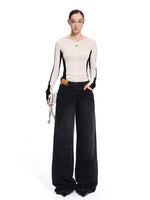 Contrast-Trim Fitted Knit V-neck
