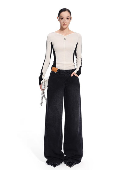 Contrast-Trim Fitted Knit V-neck