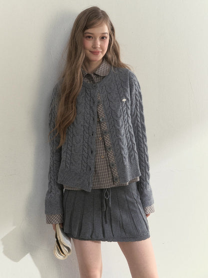 “Pine Dusk” Wool-Blend Doll Collar Knit Sweater