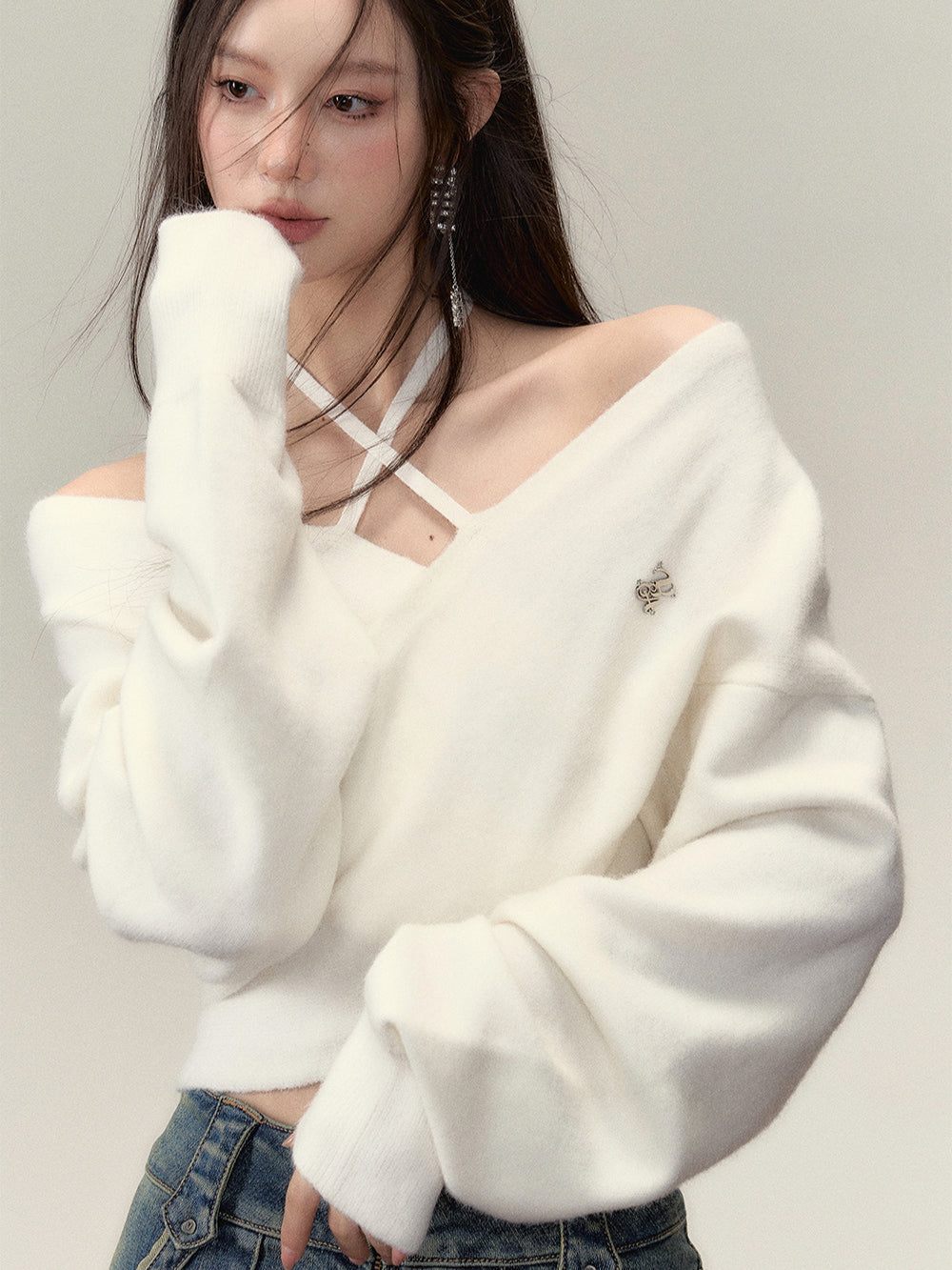 Grey &amp; White Off-shoulder Knitted Wool Sweater