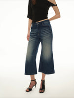 Vintage Flare Capri Jeans