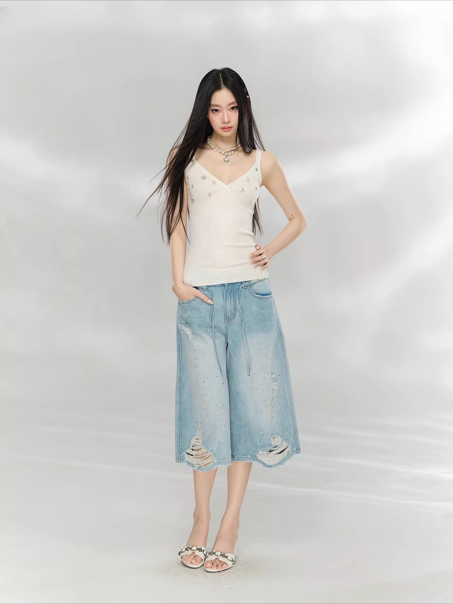 Rhinestone Cropped Jeans