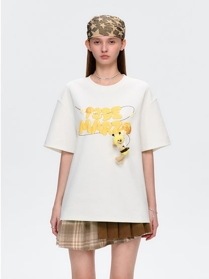 Bee Bear Illustration Round-Neck Cotton T-Shirt