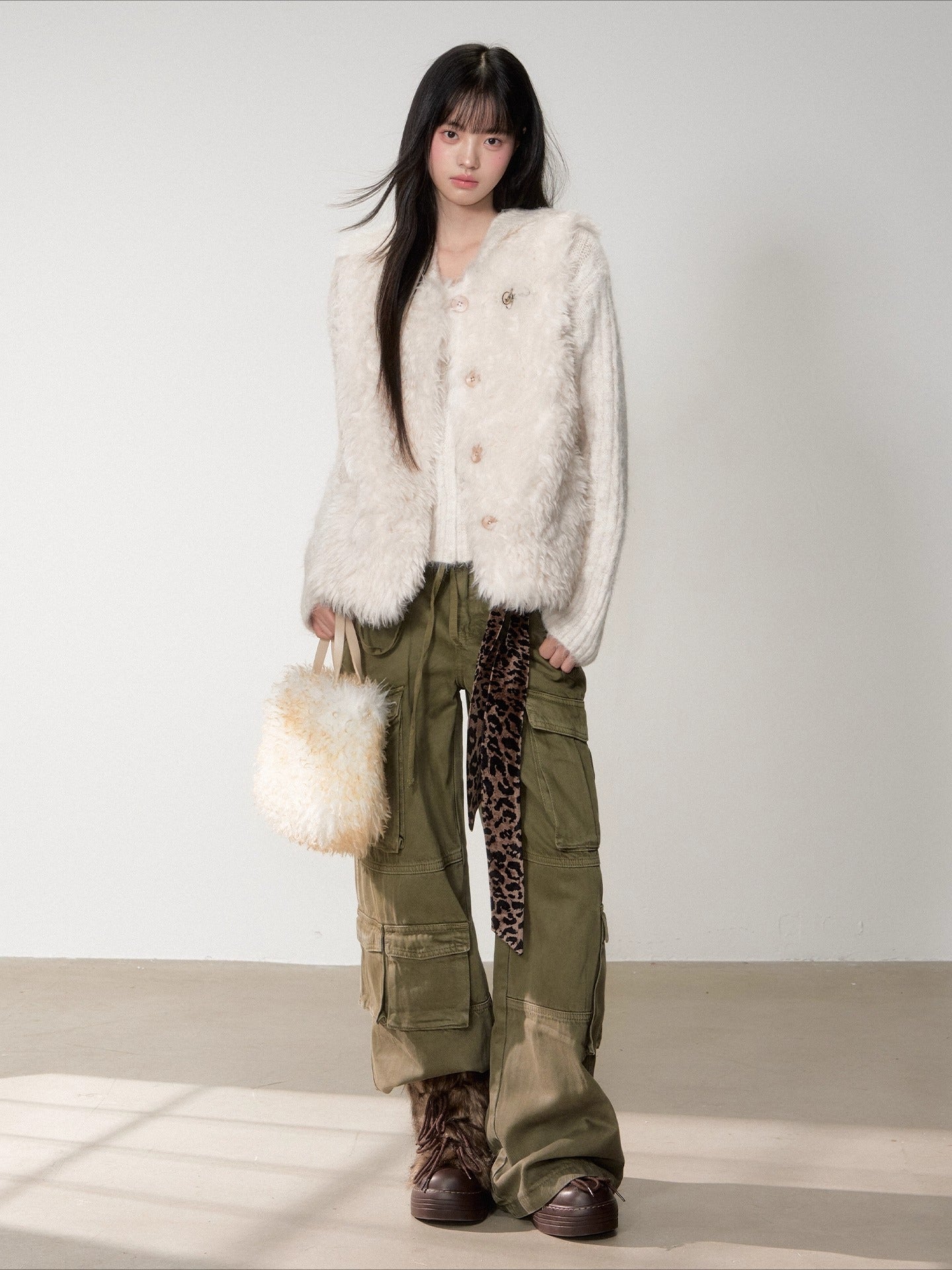 Shearling Logo Pin Curly Vest