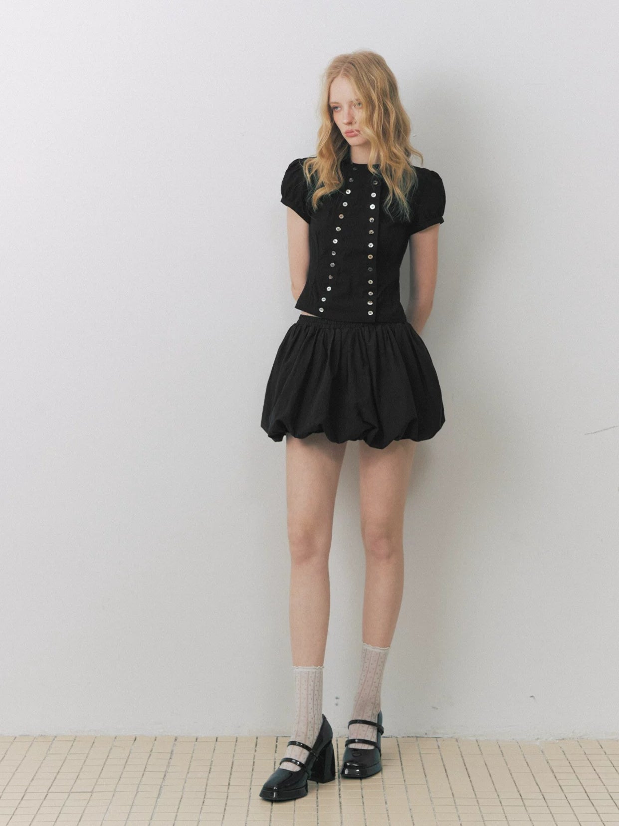 Shell Button Puff Sleeve Shirt