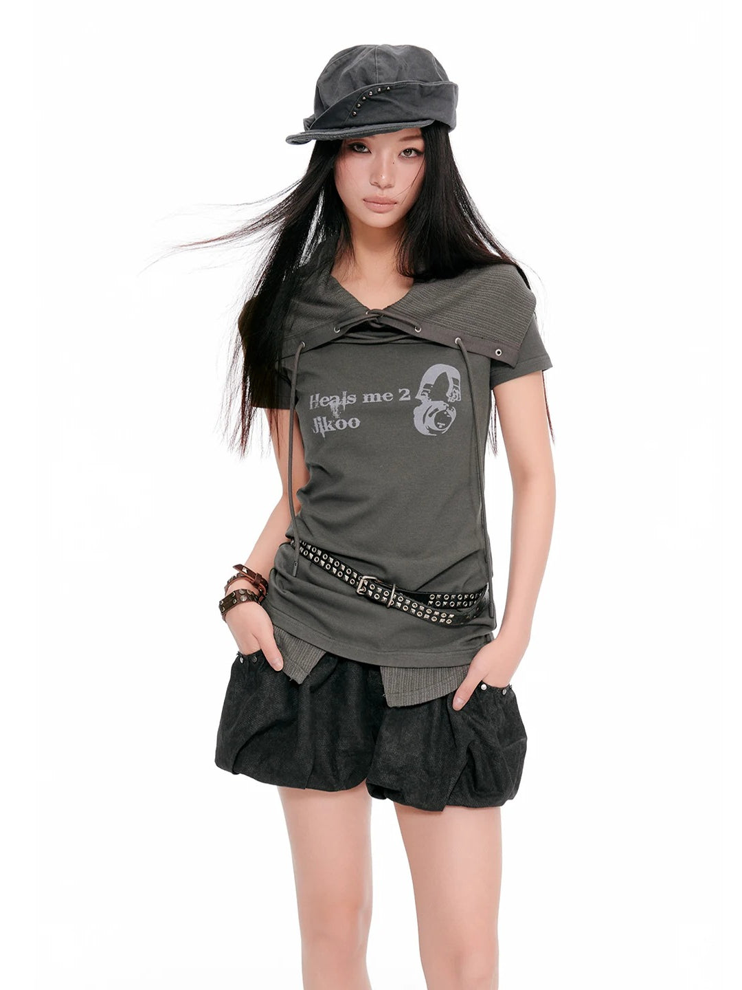 Vintage Drawstring Collar Graphic T-Shirt
