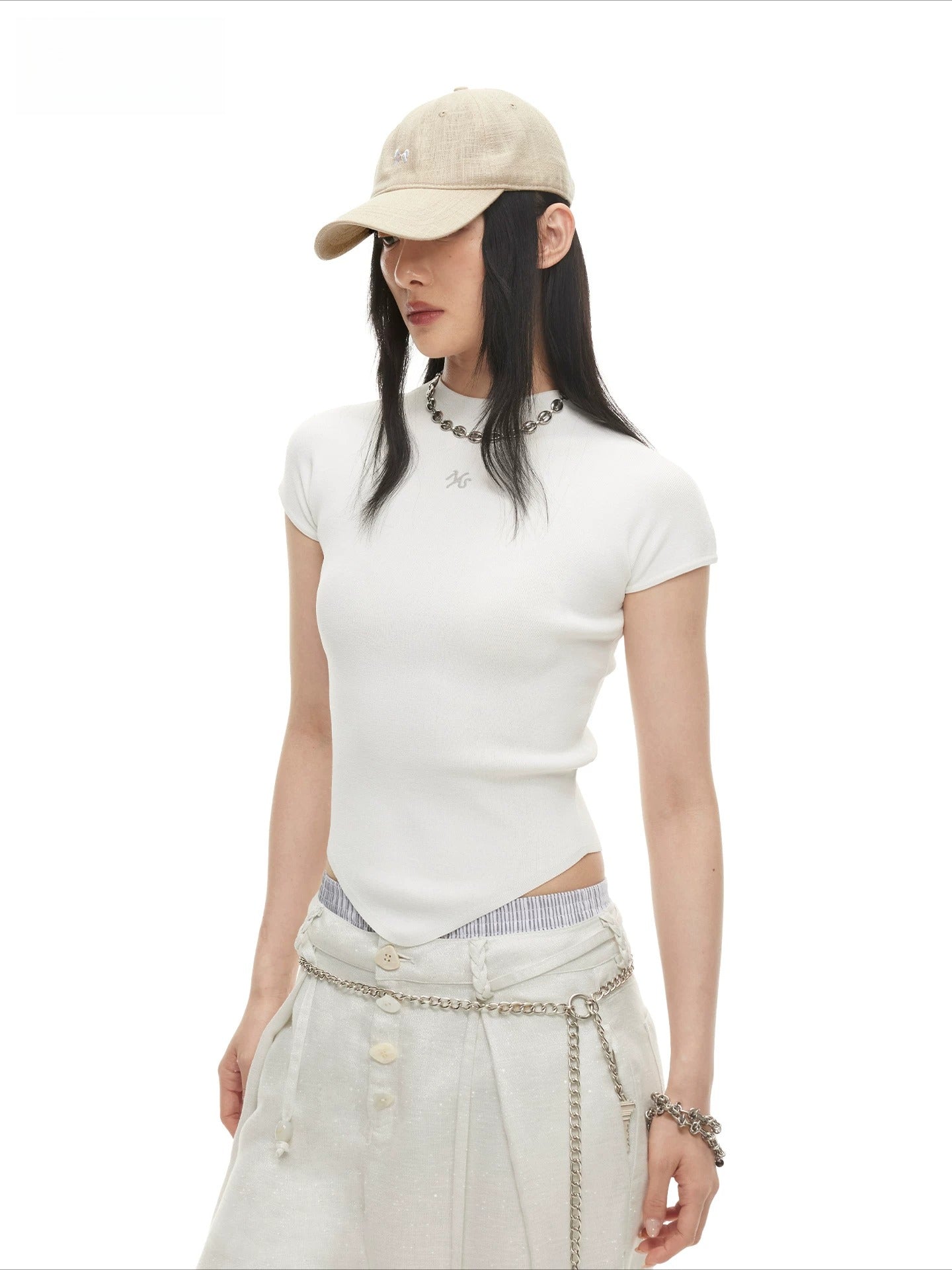 White &amp; Black Arrow Slim Tee