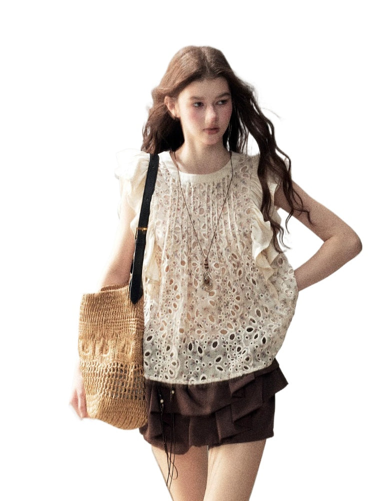 Floral Embroidered Puff Sleeve Top